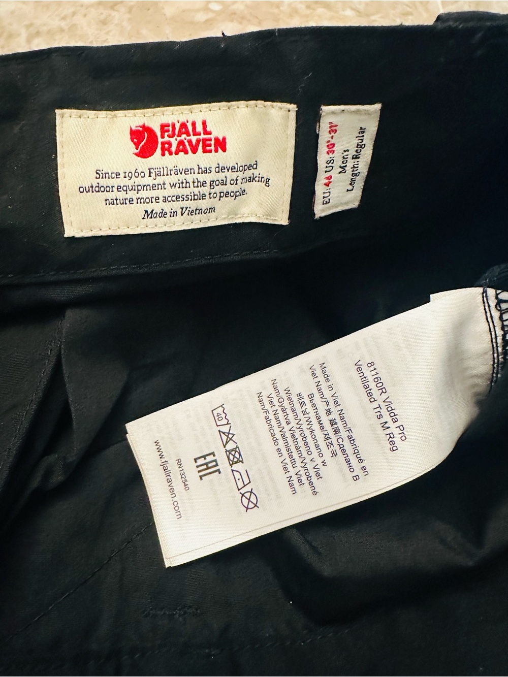 Fjallraven Black Two-Tone Cargo Pants - Picture 8 of 9